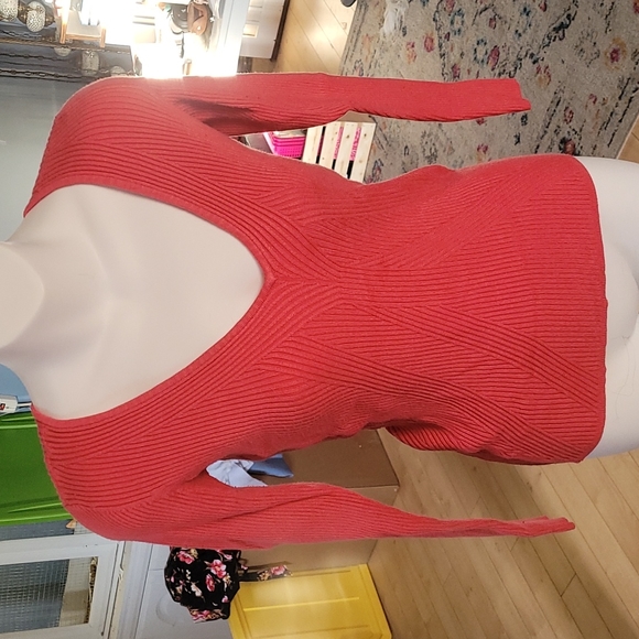 2/$60- GUESS RIBBED LONG SLEEVE SHIRT IN ROSE PINK - Picture 1 of 3